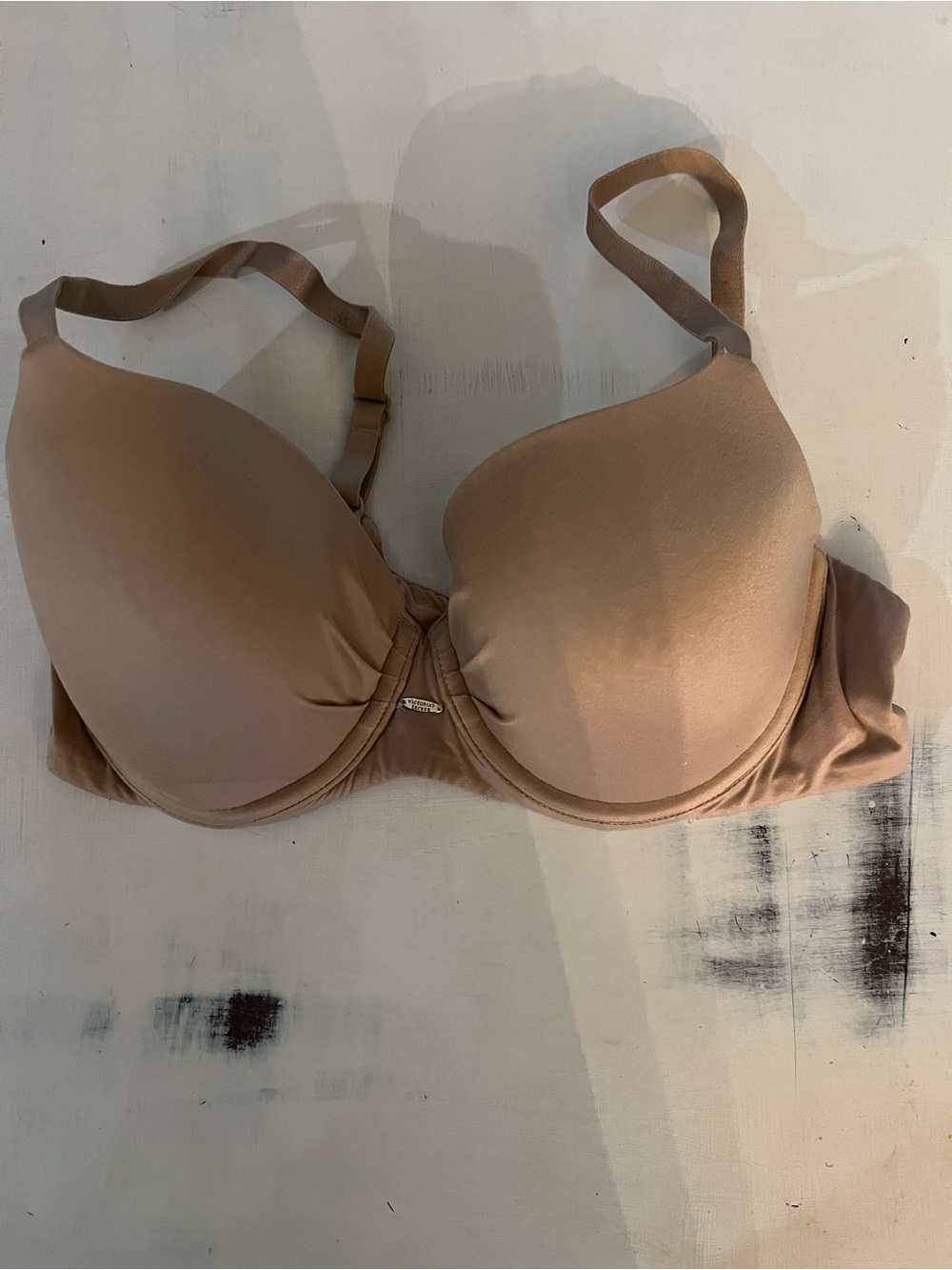 Victoria’s Secret Fabulous Demi Bra Everyday Nude T-Shirt Bra 34D